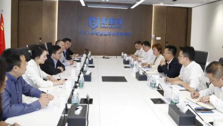 重庆市江北区委副书记、区长陶世祥到访MK体育健康集团总部