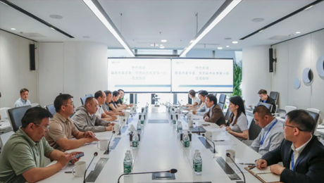 陇南市委常委、常务副市长李荣一行到访MK体育健康集团总部